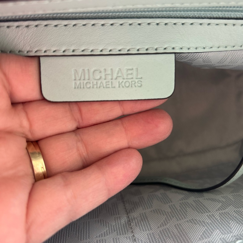 MICHAEL KORS. Selma Celadon Satchel Embossed Leather. Light Blue/Greenish Color - Picture 7 of 10